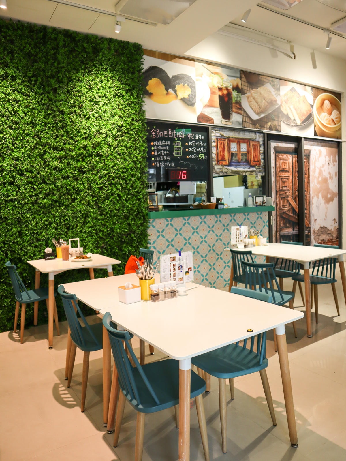 20250828-g1o6e 20250828-g1o6e