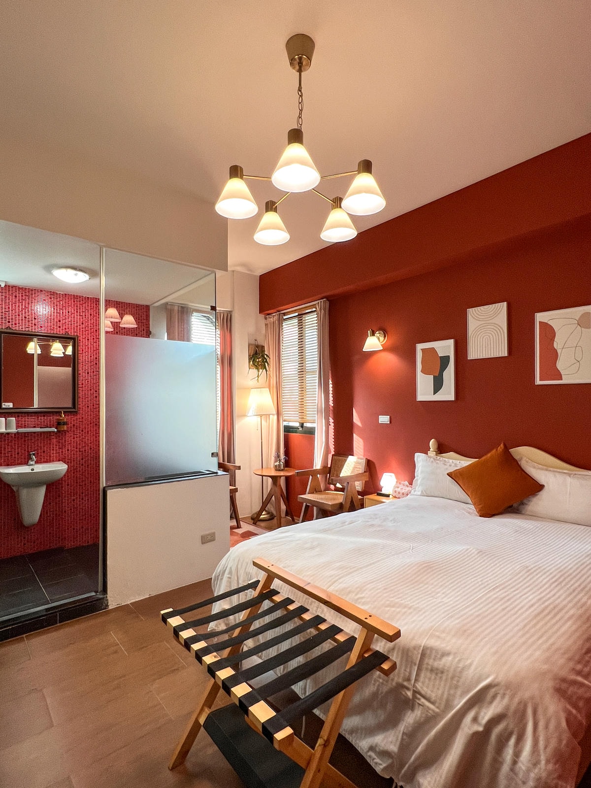 20250828-7imbw 20250828-7imbw