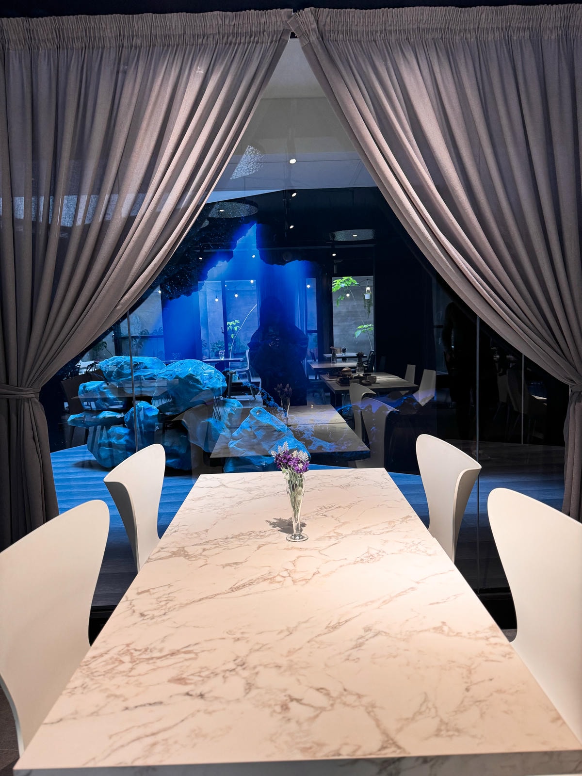 20250828-41u7s 20250828-41u7s