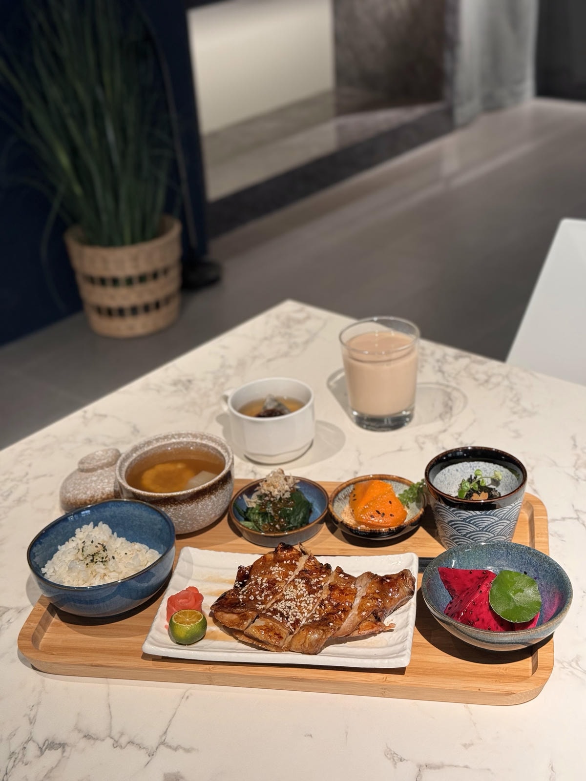 20250828-si660 20250828-si660