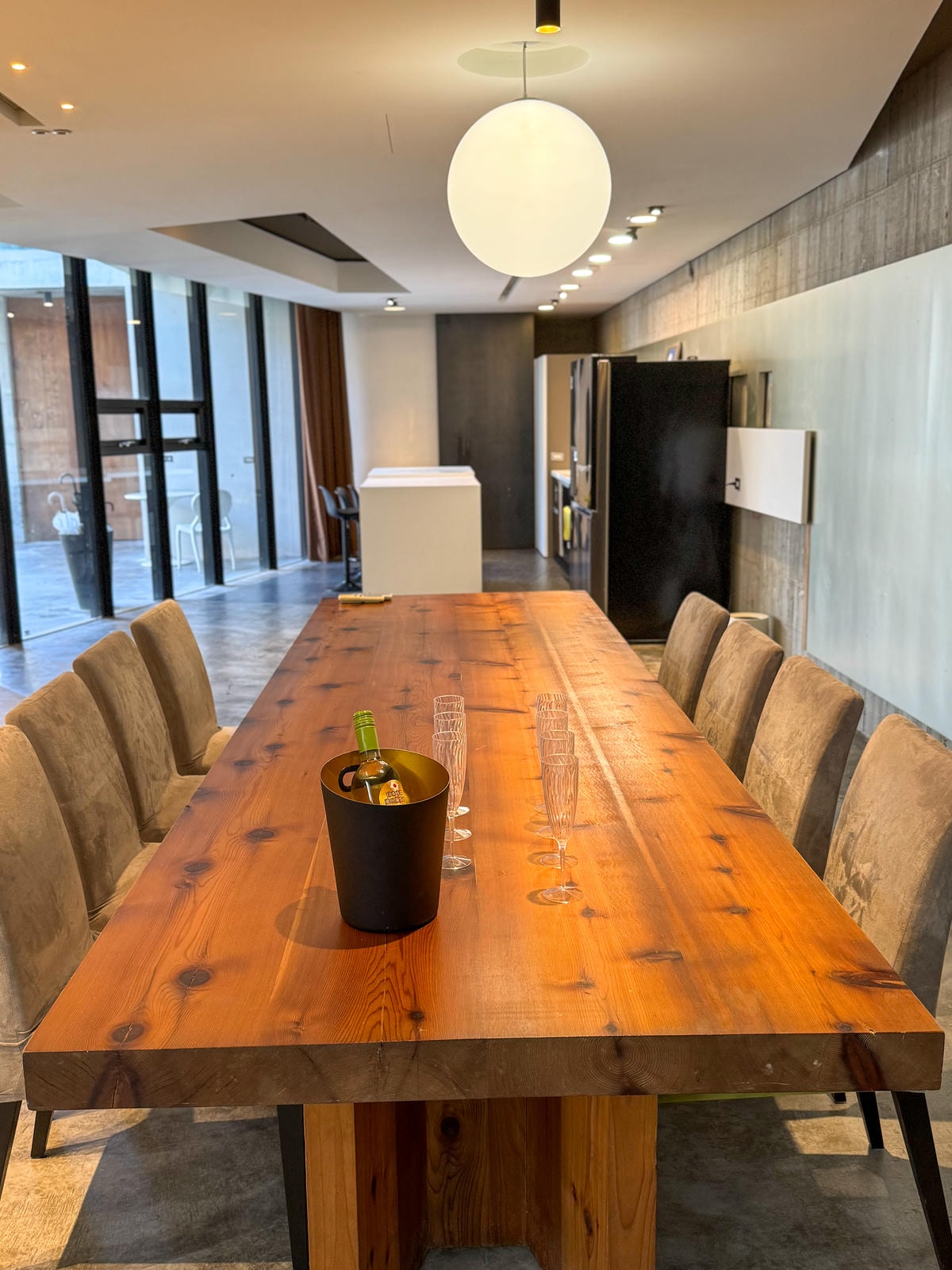 20250829-fgf58 20250829-fgf58