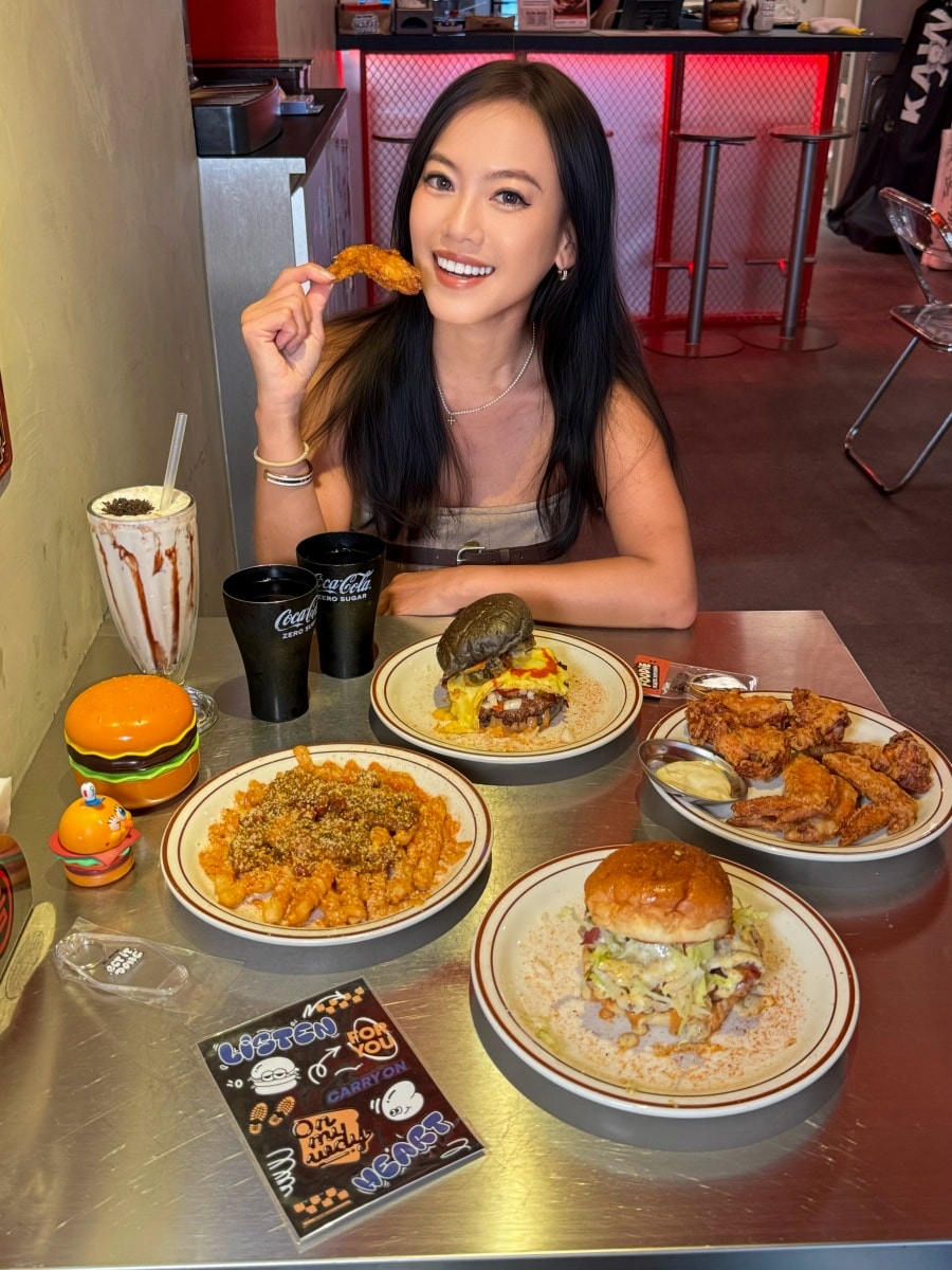 ❤美食分享❤【Bounce Back】台北東區宵夜族的天堂!手拍肉排、爆汁醬料的味蕾暴擊 🍔✨ - 第15張圖