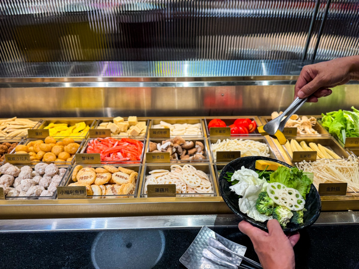 ❤美食分享❤【小福利麻辣鍋 竹北遠百店】頂級和牛+澎湃海鮮吃到飽!秋季限定蟹鮑盛宴開鍋啦! - 第17張圖