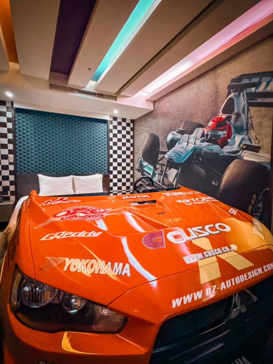 ❤旅宿分享❤【宮賞大飯店・賽車房】把《極速傳說》搬進現實!高雄最狂主題房、下午茶&早餐、兒童天地一次玩到飽 - 第3張圖