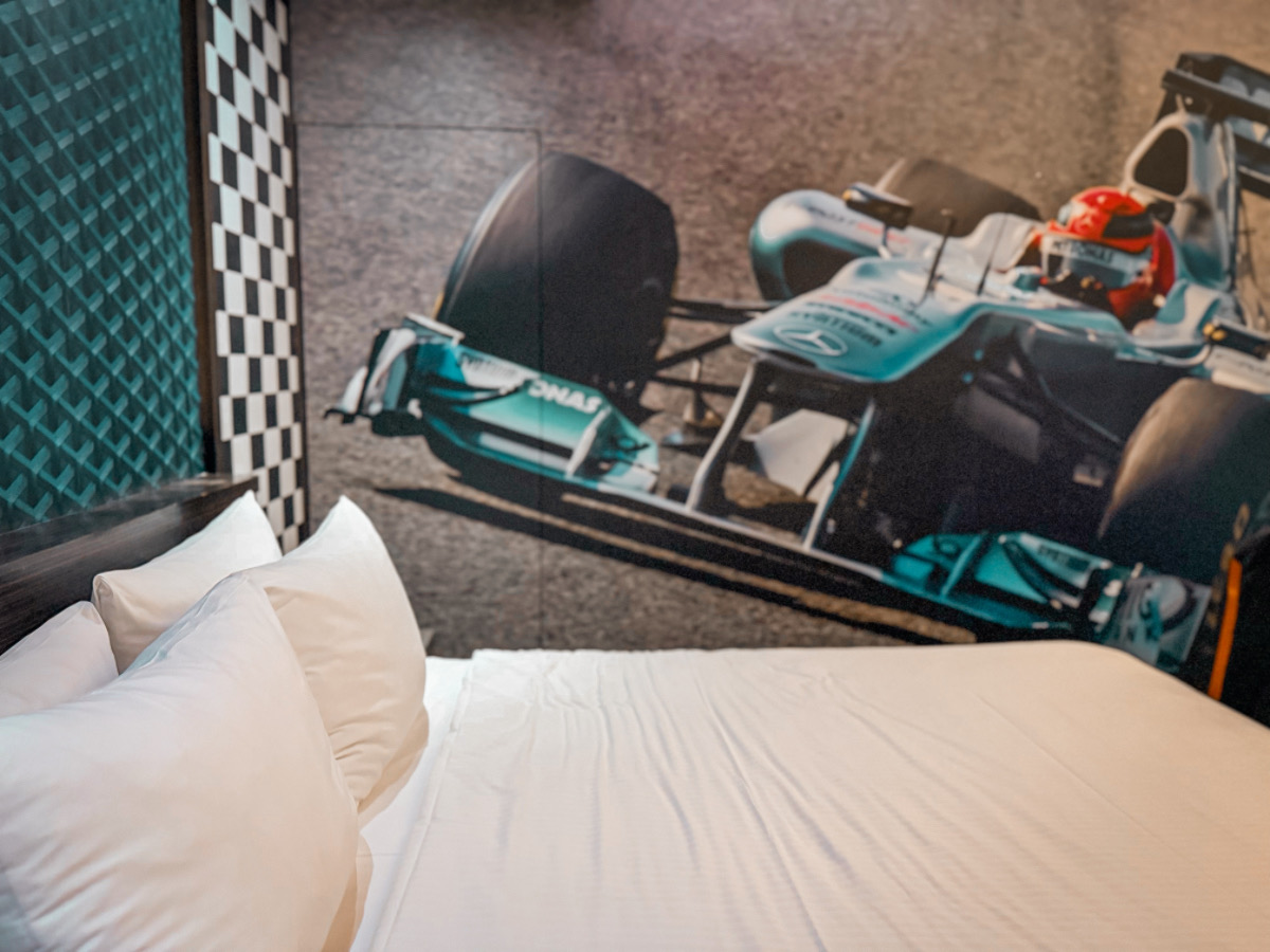 ❤旅宿分享❤【宮賞大飯店・賽車房】把《極速傳說》搬進現實!高雄最狂主題房、下午茶&早餐、兒童天地一次玩到飽 - 第15張圖