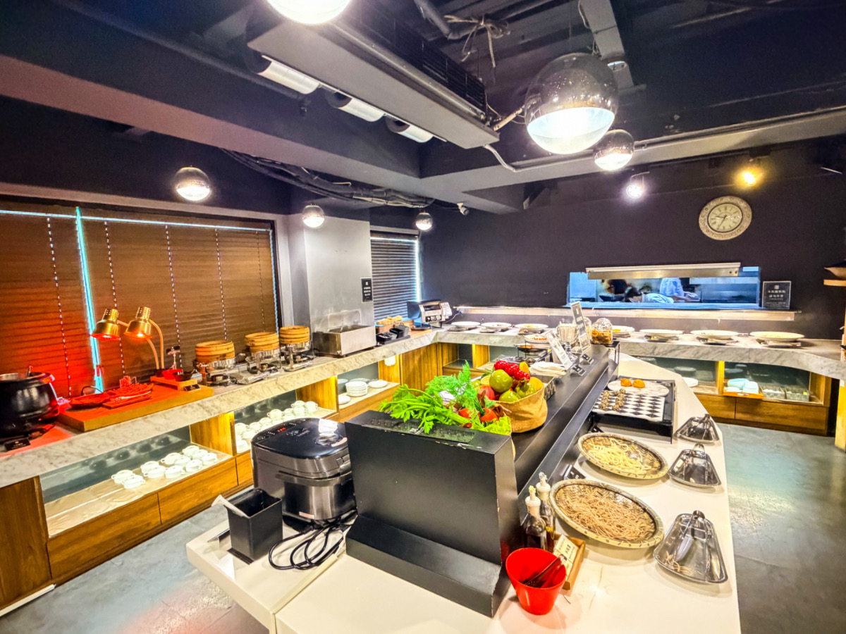 ❤旅宿分享❤【宮賞大飯店・賽車房】把《極速傳說》搬進現實!高雄最狂主題房、下午茶&早餐、兒童天地一次玩到飽 - 第26張圖