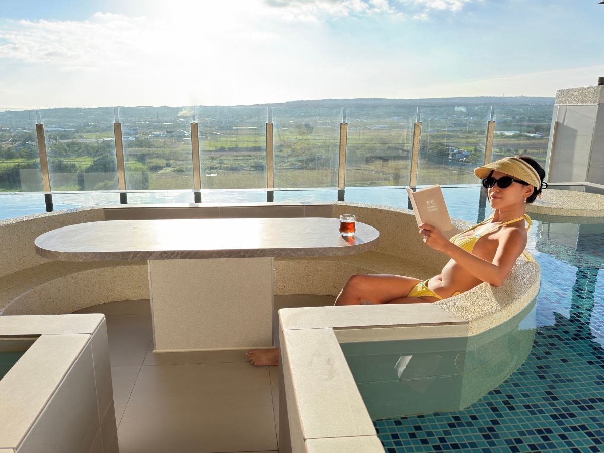 ❤旅宿分享❤【沄玥Villa】獨享國境之眼無邊際泳池｜一邊戲水一邊看日落的恆春夢幻包棟民宿