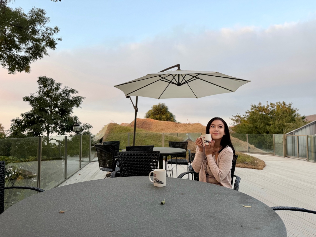 ❤旅宿分享❤【華山觀止一泊二食】住進雲霧與風月之間|清水模玻璃屋、觀景豪華套房、山景夜景與精緻套餐 - 第26張圖 ❤旅宿分享❤【華山觀止一泊二食】住進雲霧與風月之間|清水模玻璃屋、觀景豪華套房、山景夜景與精緻套餐
