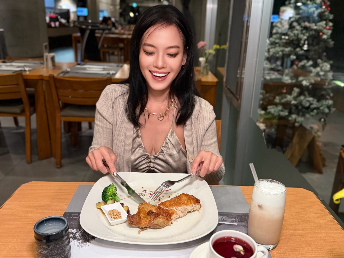 ❤旅宿分享❤【華山觀止一泊二食】住進雲霧與風月之間|清水模玻璃屋、觀景豪華套房、山景夜景與精緻套餐 - 第49張圖 ❤旅宿分享❤【華山觀止一泊二食】住進雲霧與風月之間|清水模玻璃屋、觀景豪華套房、山景夜景與精緻套餐