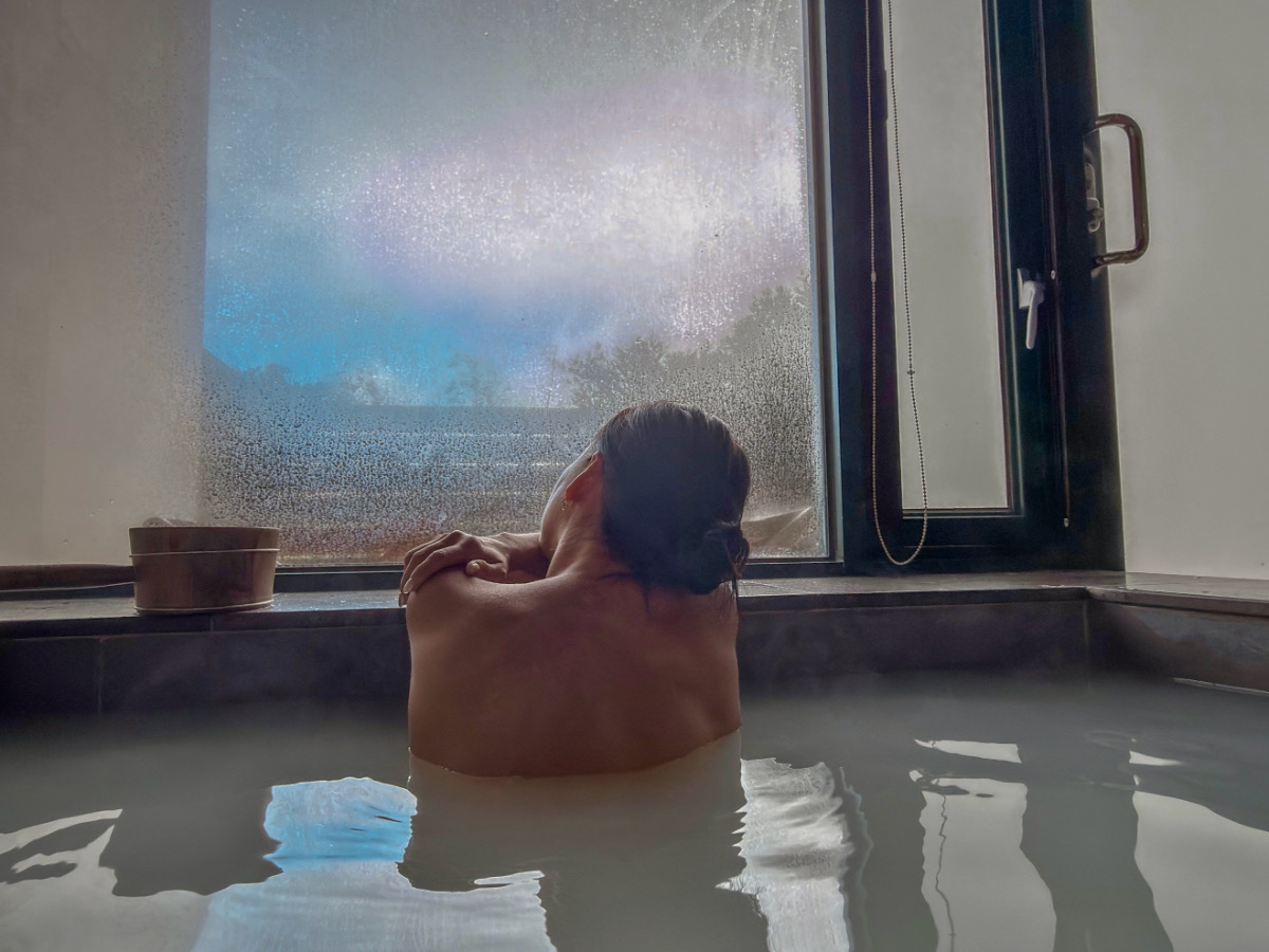 ❤景點分享❤【蟬說:暖硫 一泊二食】陽明山帳篷住宿體驗|住進山裡,泡硫磺夜湯、吃一頓溫暖的晚餐 - 第41張圖 ❤景點分享❤【蟬說:暖硫 一泊二食】陽明山帳篷住宿體驗|住進山裡,泡硫磺夜湯、吃一頓溫暖的晚餐