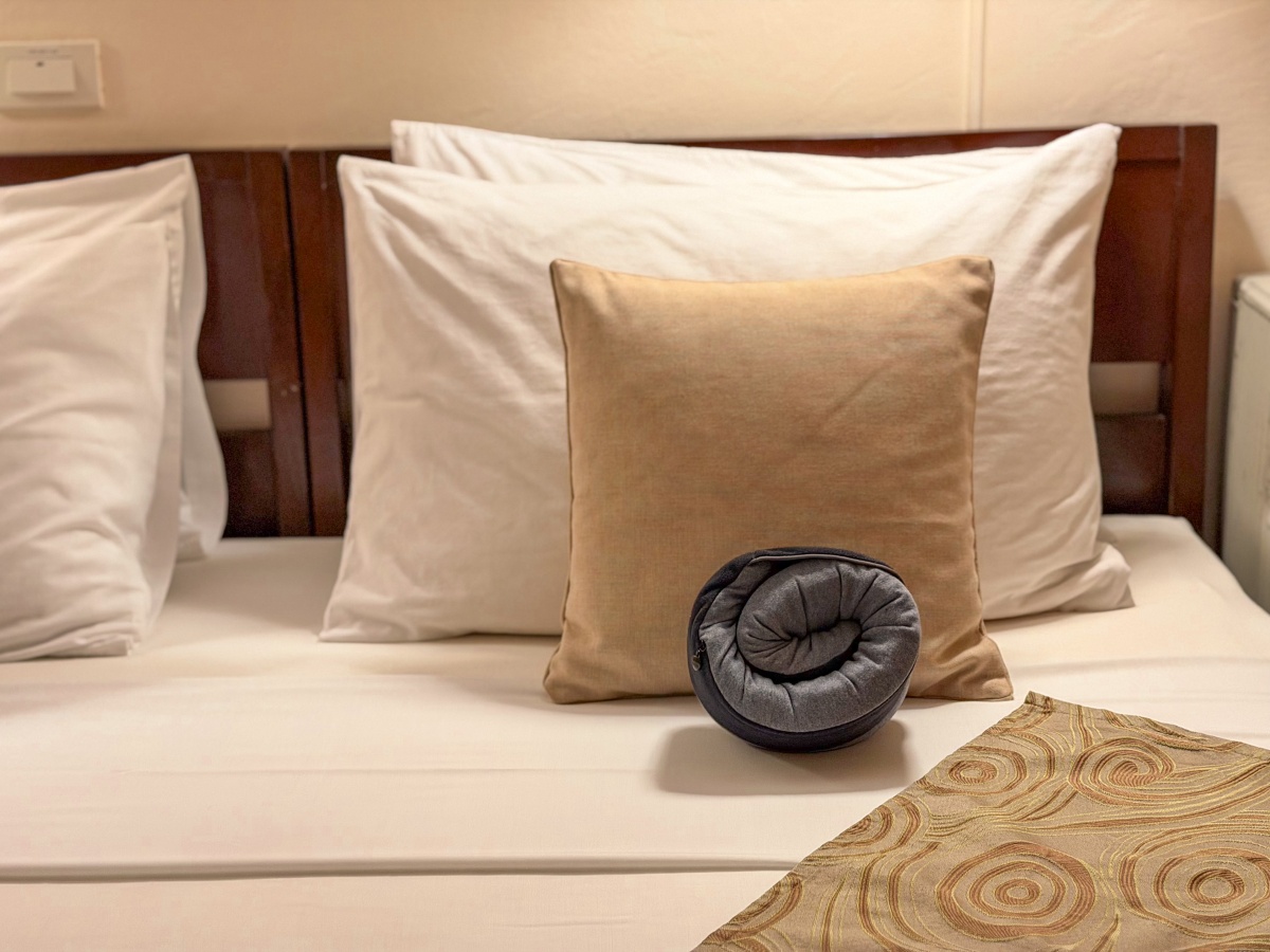 ❤產品分享❤【GreySa格蕾莎全家福旅行頸枕|純棉素面款】旅行不再落枕!不悶熱、可調節、外宿也能睡得安心的頸部小幫手 - 第20張圖