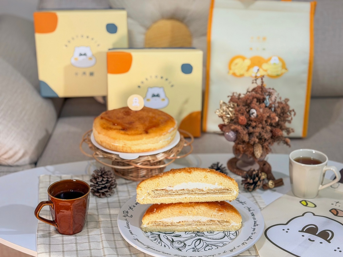 ❤美食分享❤【十月甜大墩門市新開幕|炙燒太陽 波士頓派開箱實吃】台中甜點推薦。12/11全新開幕。不敢相信太陽餅跟波士頓派合體了! - 第4張圖 ❤美食分享❤【十月甜大墩門市新開幕|炙燒太陽 波士頓派開箱實吃】台中甜點推薦。12/11全新開幕。不敢相信太陽餅跟波士頓派合體了!