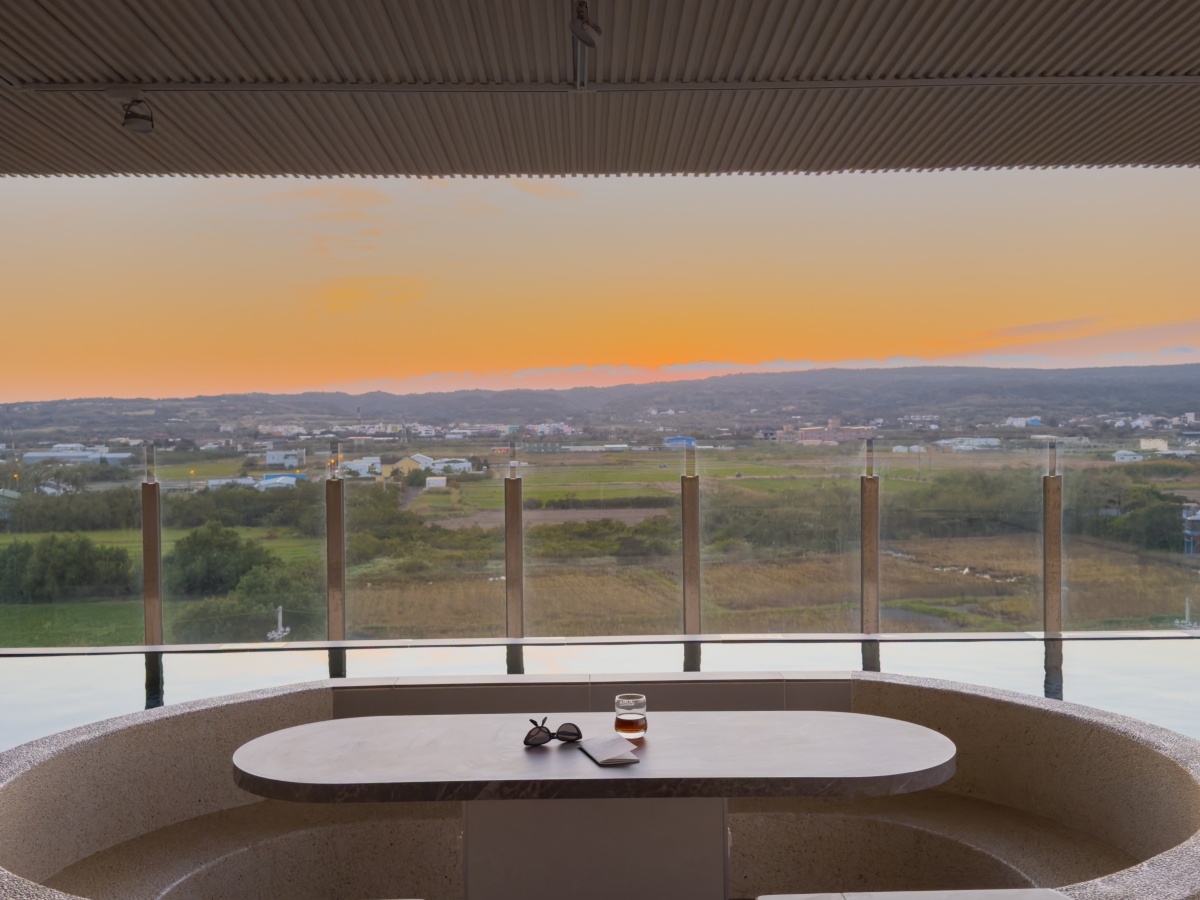 ❤旅宿分享❤【沄玥Villa】獨享國境之眼無邊際泳池｜一邊戲水一邊看日落的恆春夢幻包棟民宿