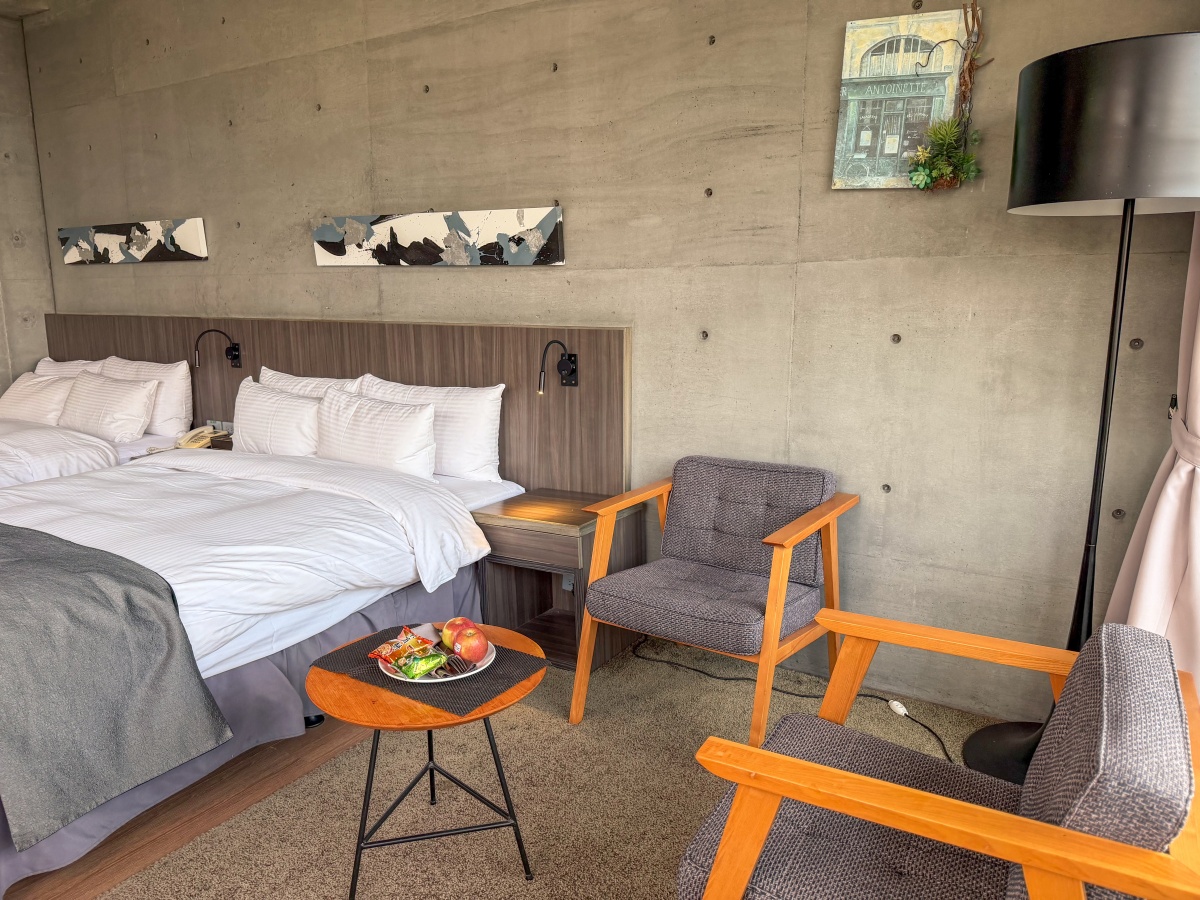 ❤旅宿分享❤【華山觀止一泊二食】住進雲霧與風月之間|清水模玻璃屋、觀景豪華套房、山景夜景與精緻套餐 - 第16張圖 ❤旅宿分享❤【華山觀止一泊二食】住進雲霧與風月之間|清水模玻璃屋、觀景豪華套房、山景夜景與精緻套餐