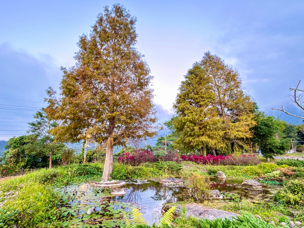 ❤旅宿分享❤【華山觀止一泊二食】住進雲霧與風月之間|清水模玻璃屋、觀景豪華套房、山景夜景與精緻套餐 - 第32張圖 ❤旅宿分享❤【華山觀止一泊二食】住進雲霧與風月之間|清水模玻璃屋、觀景豪華套房、山景夜景與精緻套餐