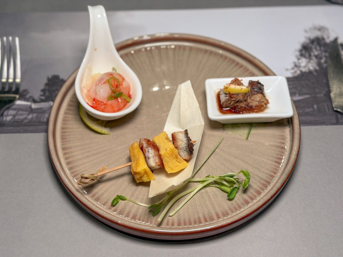 ❤旅宿分享❤【華山觀止一泊二食】住進雲霧與風月之間|清水模玻璃屋、觀景豪華套房、山景夜景與精緻套餐 - 第43張圖 ❤旅宿分享❤【華山觀止一泊二食】住進雲霧與風月之間|清水模玻璃屋、觀景豪華套房、山景夜景與精緻套餐