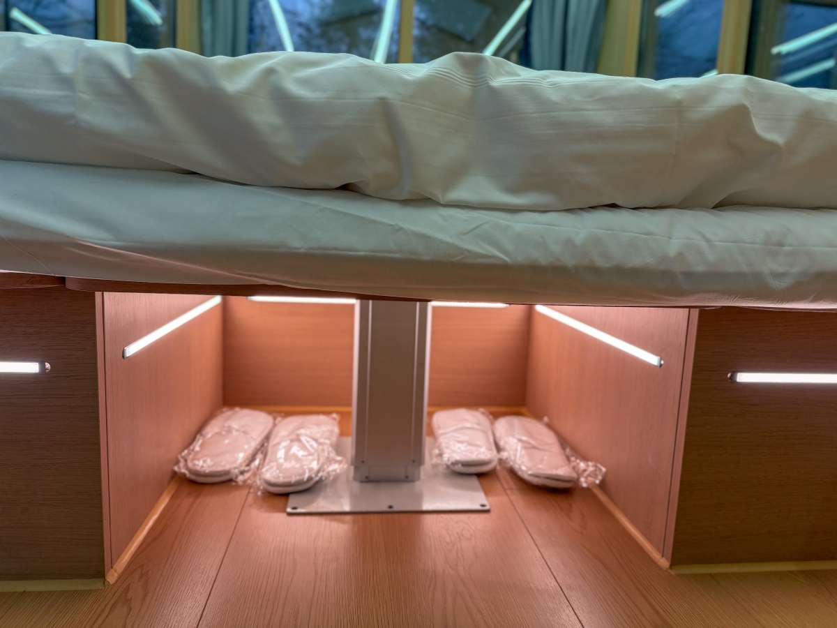 ❤旅宿分享❤【會來尖石溫泉渡假村】新竹尖石露營車推薦｜被落羽松包圍的懶人露營車，在森林裡醒來再去泡溫泉