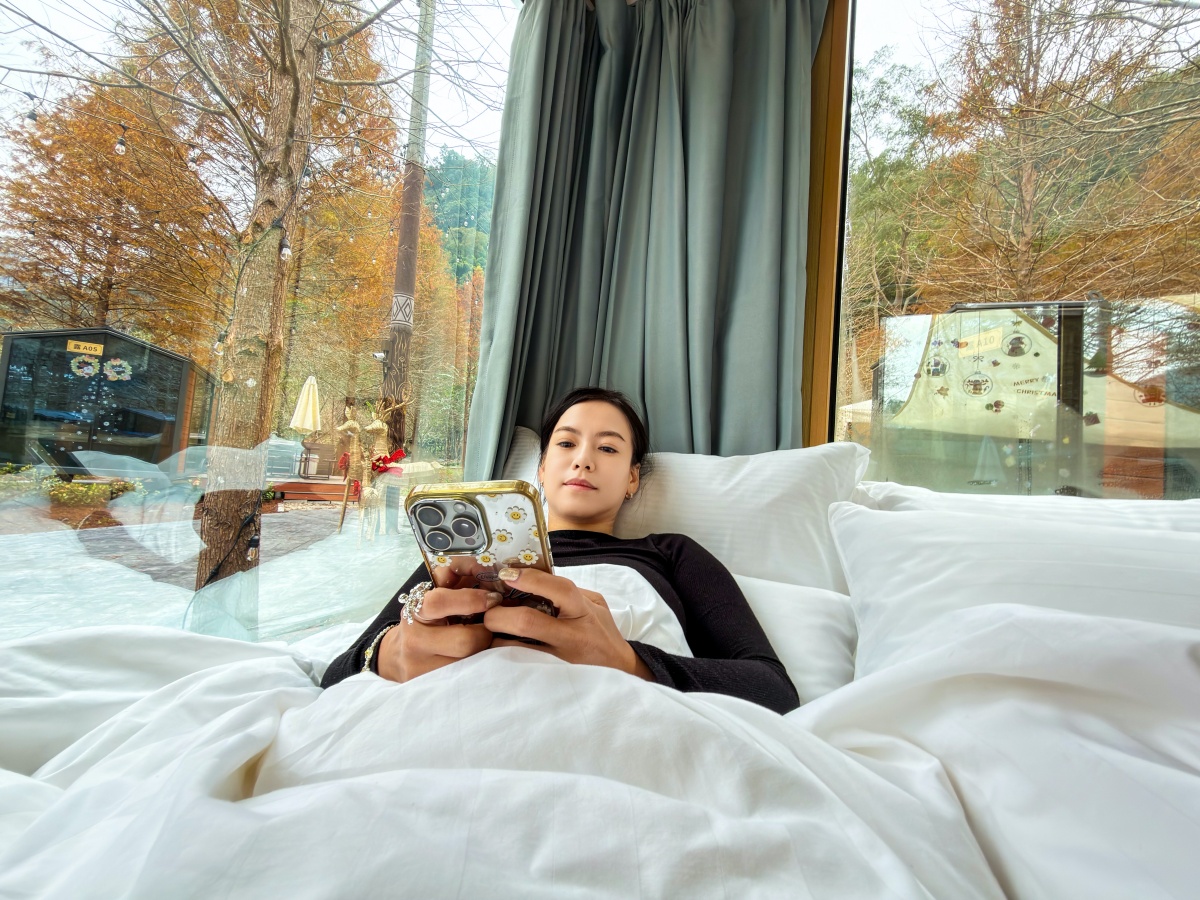 ❤旅宿分享❤【會來尖石溫泉渡假村】新竹尖石露營車推薦｜被落羽松包圍的懶人露營車，在森林裡醒來再去泡溫泉