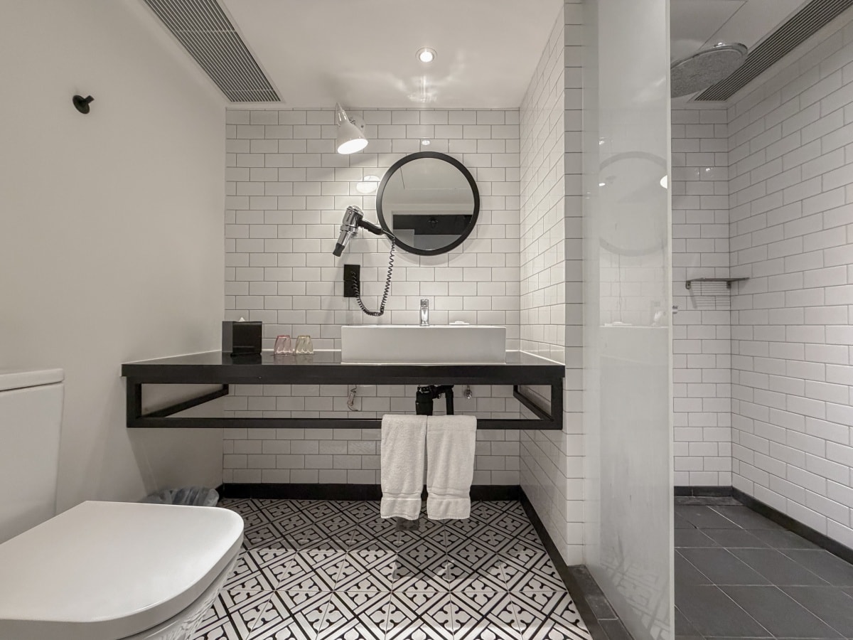❤旅宿分享❤【香港屯門貝爾特酒店 Pentahotel】 香港屯門住宿推薦｜工業風型格酒店 × 港珠澳大橋樞紐 × 商務與生活感完美平衡