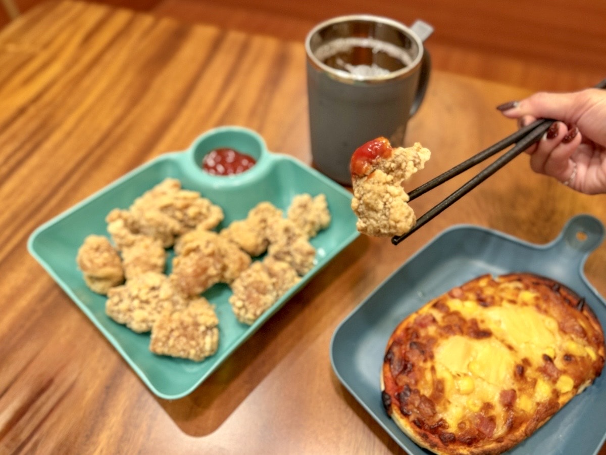 【保國衛民|漫畫包廂.共享空間.高雄九如店】高雄包廂漫畫店推薦。火車站附近漫畫包廂,獨立包廂計時制、安靜不被打擾 - 第41張圖 【保國衛民|漫畫包廂.共享空間.高雄九如店】高雄包廂漫畫店推薦。火車站附近漫畫包廂,獨立包廂計時制、安靜不被打擾