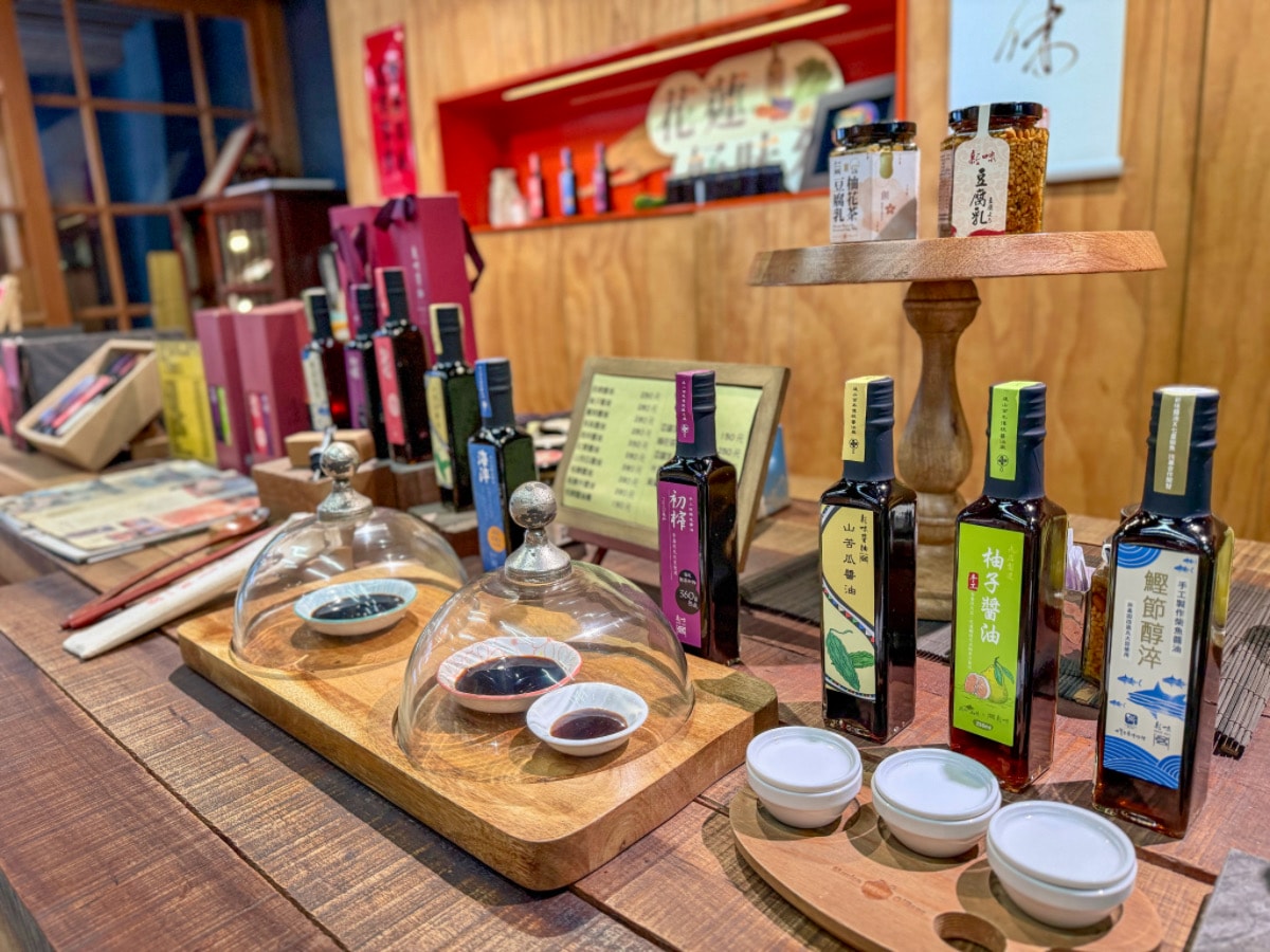❤產品分享❤ 【新味醬油食品工廠】傳承近百年的古法釀造，從產地到餐桌的職人滋味（台灣百大伴手禮）