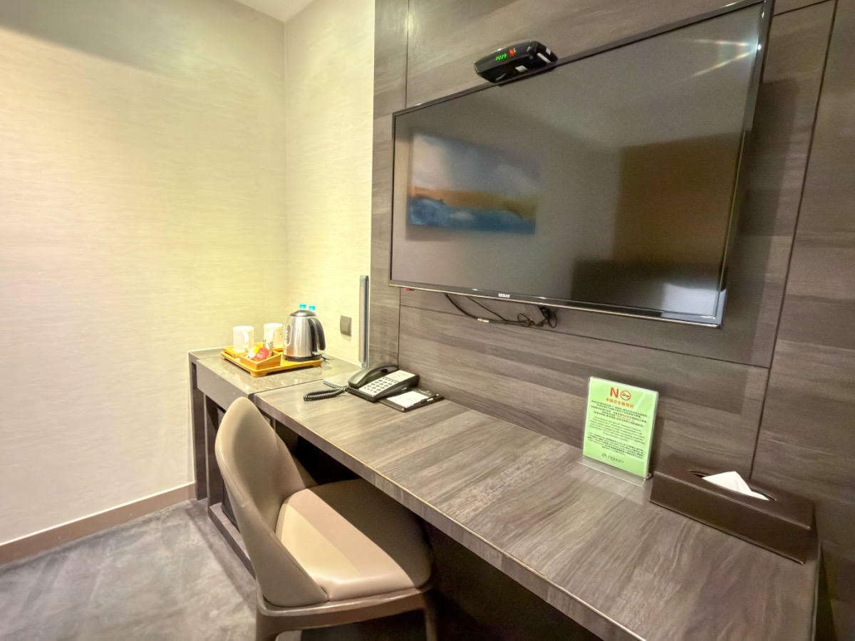 ❤旅宿分享❤【花蓮假期飯店 Hualien Holiday Hotel】市區質感住宿推薦，親子友善＋停車充電一次到位