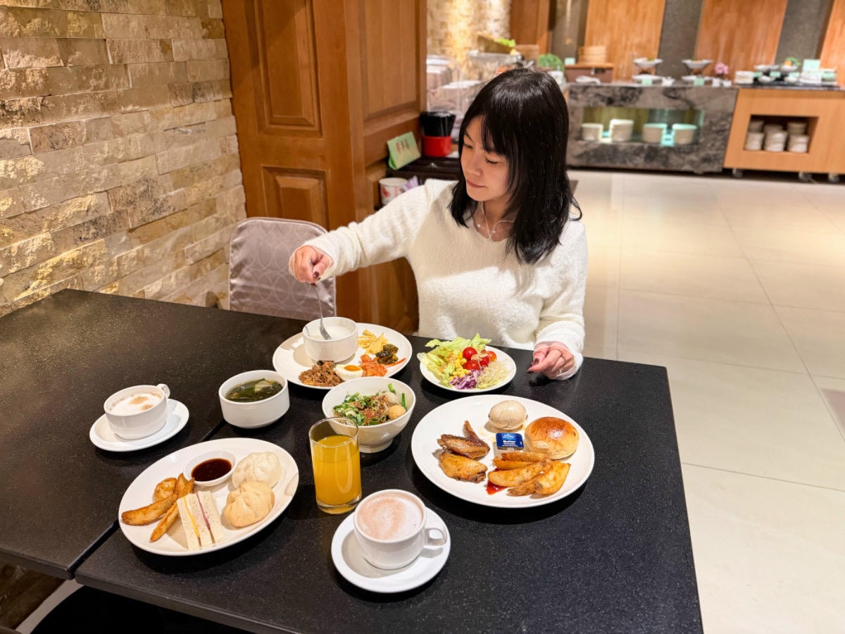 ❤旅宿分享❤【花蓮假期飯店 Hualien Holiday Hotel】市區質感住宿推薦，親子友善＋停車充電一次到位