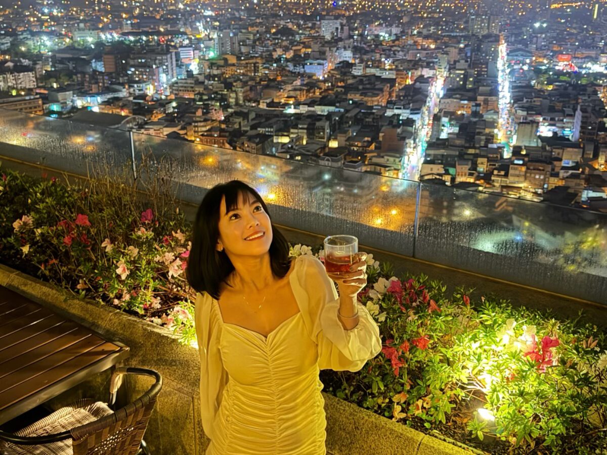 ❤旅宿分享❤【村却國際溫泉酒店】宜蘭羅東五星級溫泉飯店推薦｜（限時開團：一泊二食專案 2大送2小）270度百萬夜景 × 雙湯溫泉客房 × 星空酒吧微醺之夜