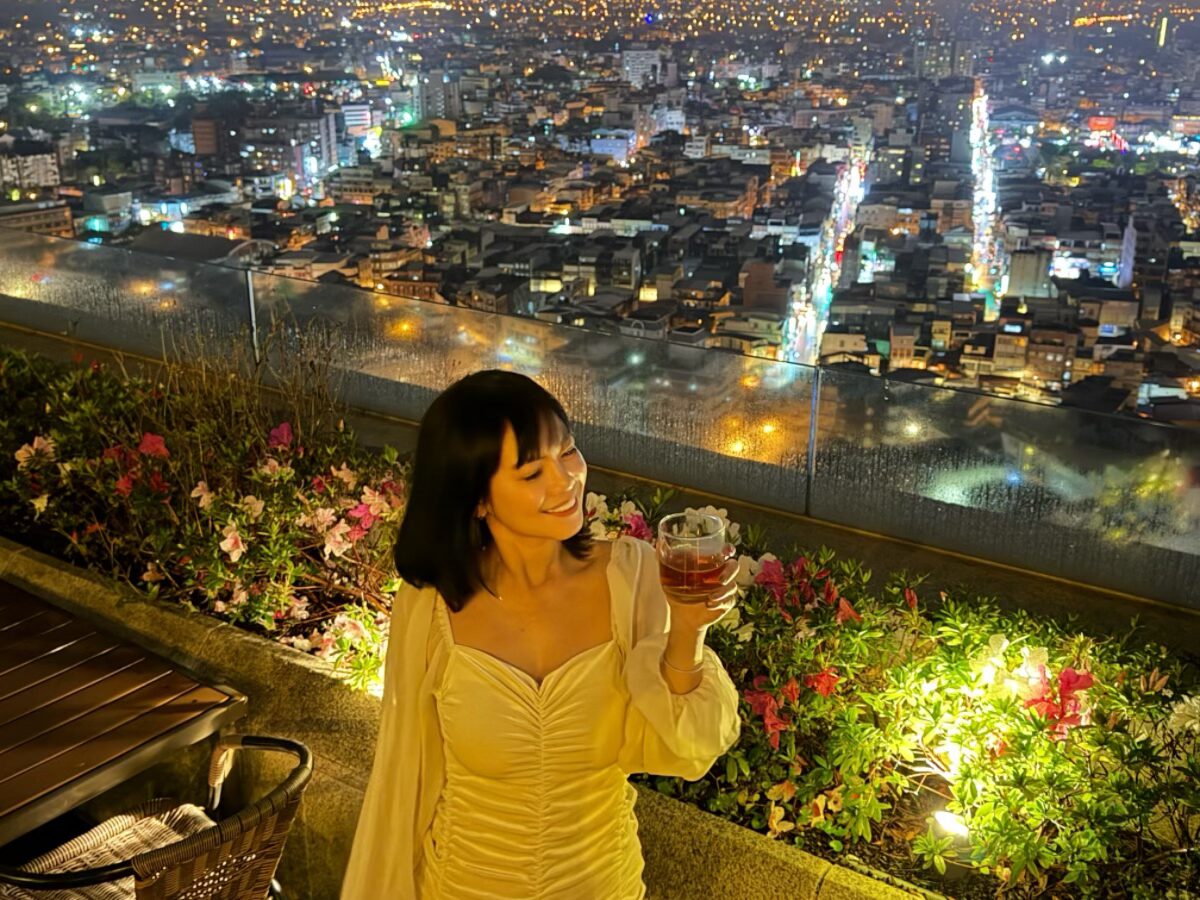 ❤旅宿分享❤【村却國際溫泉酒店】宜蘭羅東五星級溫泉飯店推薦｜（限時開團：一泊二食專案 2大送2小）270度百萬夜景 × 雙湯溫泉客房 × 星空酒吧微醺之夜