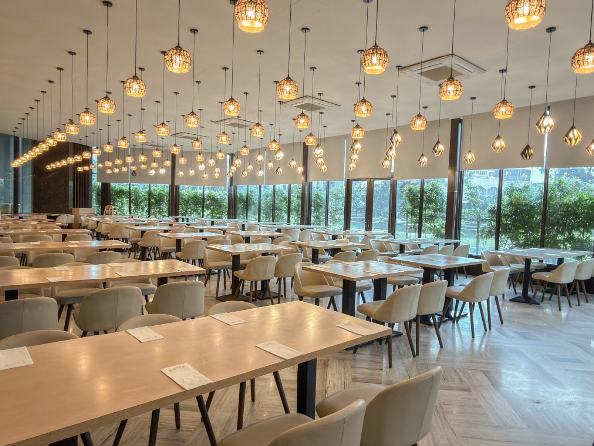 ❤旅宿分享❤【村却國際溫泉酒店】宜蘭羅東五星級溫泉飯店推薦｜（限時開團：一泊二食專案 2大送2小）270度百萬夜景 × 雙湯溫泉客房 × 星空酒吧微醺之夜