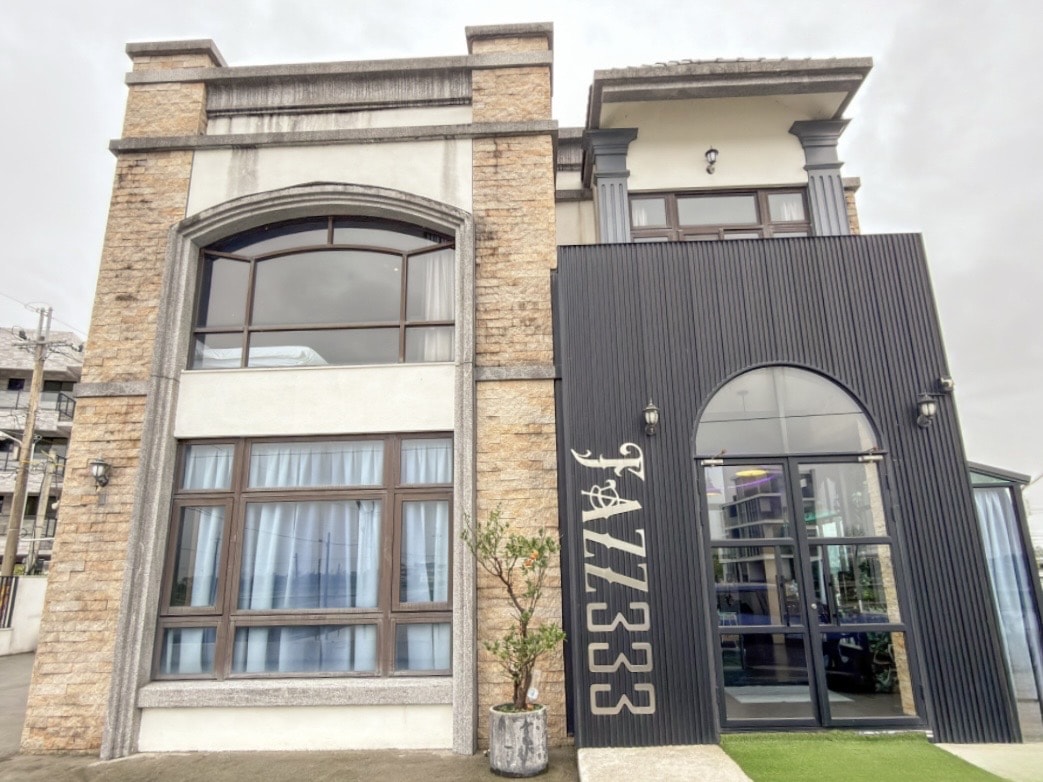 ❤旅宿分享❤【爵士333 Jazz333 Villa】宜蘭冬山包棟民宿推薦，一天只接一組客人！KTV、泳池、露天浴缸一次擁有的度假Villa