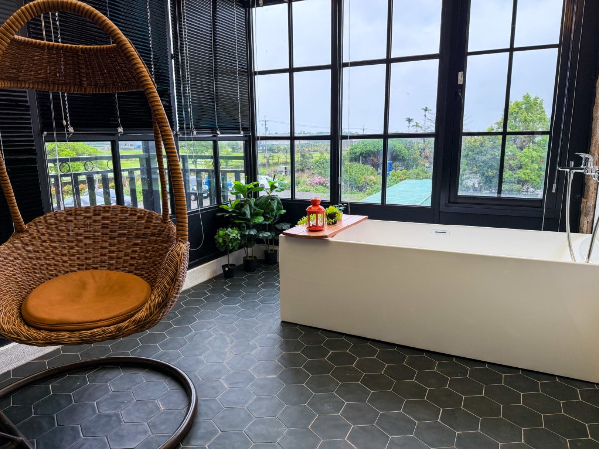 ❤旅宿分享❤【爵士333 Jazz333 Villa】宜蘭冬山包棟民宿推薦，一天只接一組客人！KTV、泳池、露天浴缸一次擁有的度假Villa