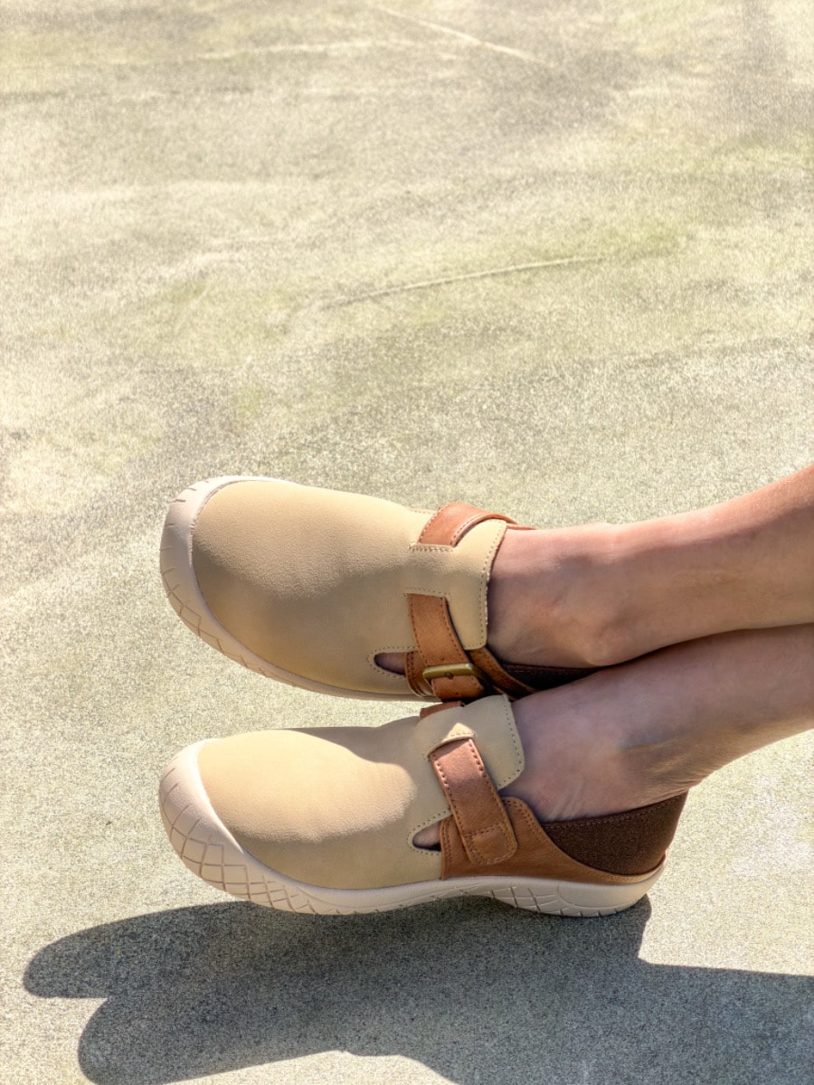 好走鞋推薦【Bonjourshoes】遠紅外線循環！3D步態平衡健康機能鞋開箱｜保暖不悶、久走不累的日常神鞋