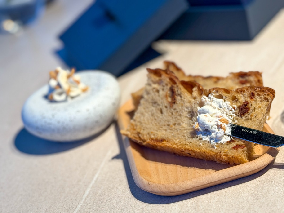 ❤美食分享❤【eoi 極致餐飲】春日綻放 超級特惠午餐｜台北信義區美食全台首間 LED Fine Dining！環遊世界的沉浸式餐飲體驗