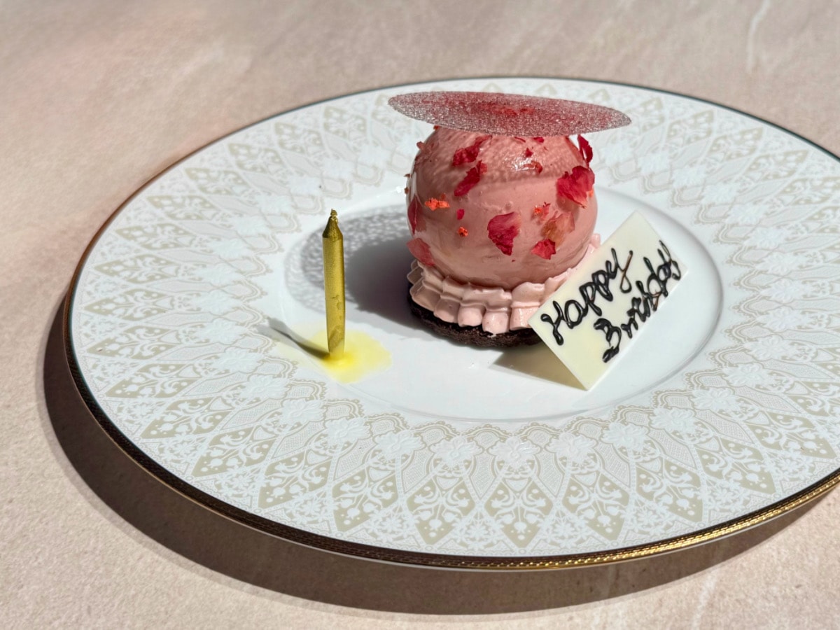 ❤美食分享❤【eoi 極致餐飲】春日綻放 超級特惠午餐｜台北信義區美食全台首間 LED Fine Dining！環遊世界的沉浸式餐飲體驗