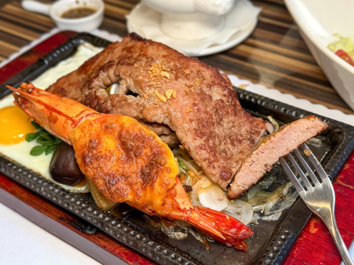 ❤美食分享❤【MIO米歐牛排館】宜蘭在地人激推｜平價牛排推薦，套餐一路吃到甜點，還有特約停車場超方便！