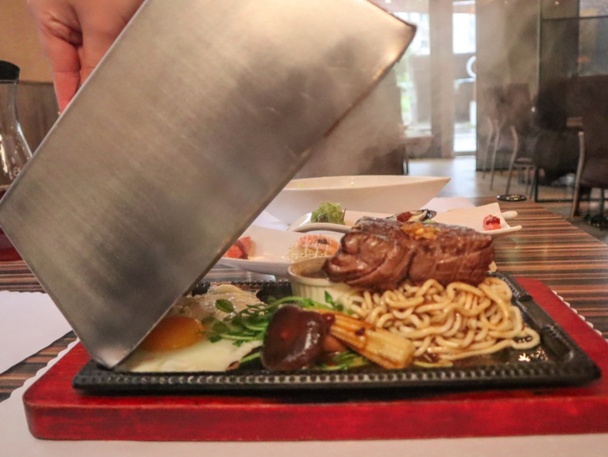 ❤美食分享❤【MIO米歐牛排館】宜蘭在地人激推｜平價牛排推薦，套餐一路吃到甜點，還有特約停車場超方便！
