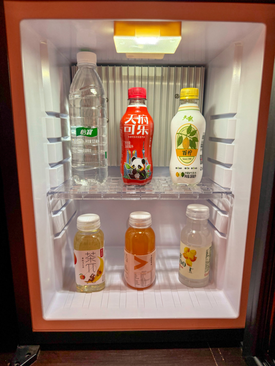 ❤旅宿分享❤【夜泊君亭酒店|成都春熙路太古里店】2026全新開幕!住進高樓層蜀錦夜景房,美甲服務、熊貓茶具與成都早餐都太驚喜 - 第14張圖 ❤旅宿分享❤【夜泊君亭酒店|成都春熙路太古里店】2026全新開幕!住進高樓層蜀錦夜景房,美甲服務、熊貓茶具與成都早餐都太驚喜
