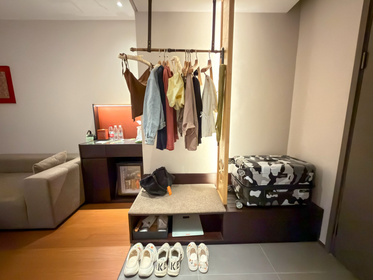 ❤旅宿分享❤【夜泊君亭酒店|成都春熙路太古里店】2026全新開幕!住進高樓層蜀錦夜景房,美甲服務、熊貓茶具與成都早餐都太驚喜 - 第11張圖 ❤旅宿分享❤【夜泊君亭酒店|成都春熙路太古里店】2026全新開幕!住進高樓層蜀錦夜景房,美甲服務、熊貓茶具與成都早餐都太驚喜