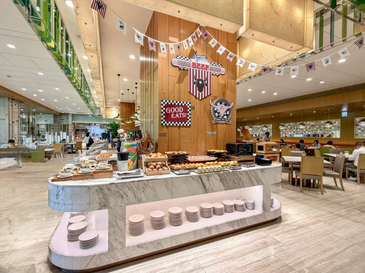 ❤旅宿分享❤【台北六福萬怡酒店】南港住宿推薦！四鐵共構雙大床客房、在地早餐與空中花園開箱